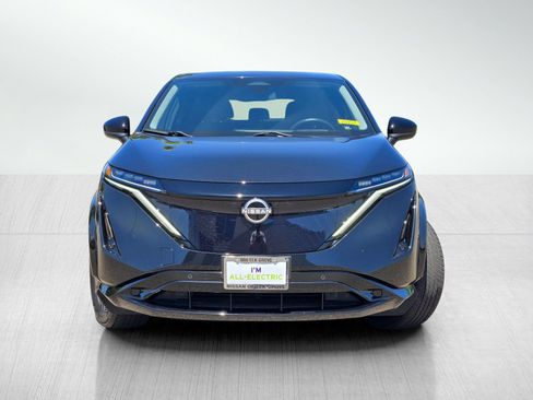 Used 2025 Nissan Ariya FWD image 2