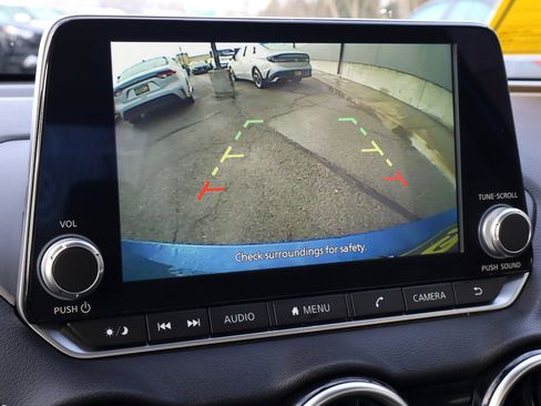 Used 2024 Nissan Sentra SV image 12