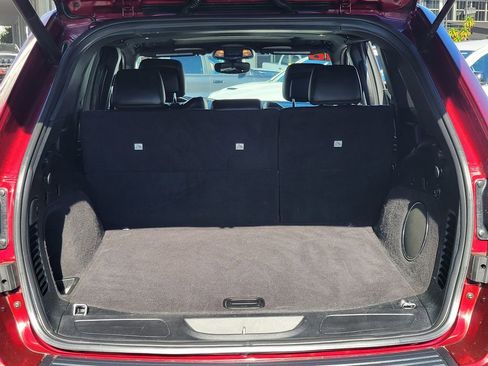 Used 2018 Jeep Grand Cherokee Altitude image 21