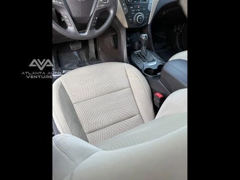 Used 2017 Hyundai Santa Fe Sport image 24