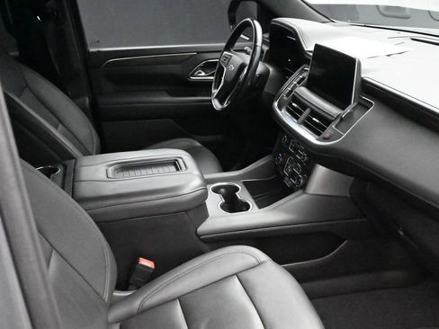 Used 2022 Chevrolet Tahoe Z71 w/ Z71 Off-Road Package AWD/4WD image 10