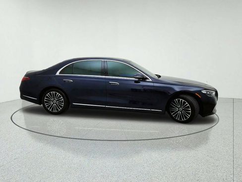 Certified 2022 Mercedes-Benz S 500 4MATIC image 6