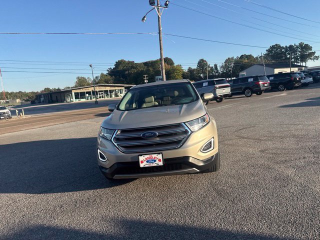 Used 2018 Ford Edge Titanium w/ Technology Package FWD image 6