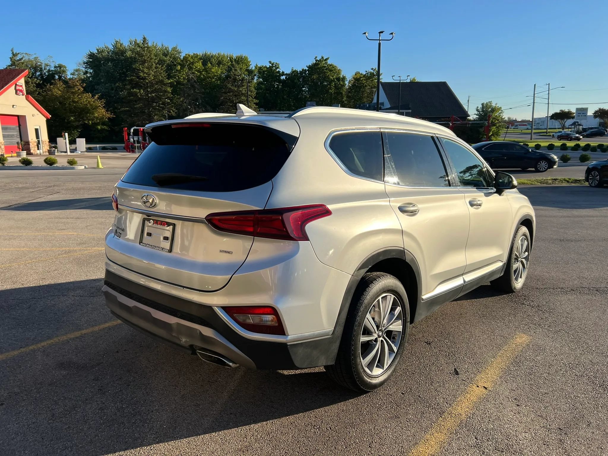 Used 2019 Hyundai Santa Fe SEL AWD/4WD image 5