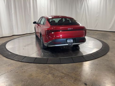 New 2025 Kia K4 LXS image 8