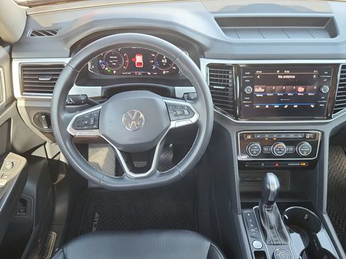 Used 2022 Volkswagen Atlas SEL AWD/4WD image 10