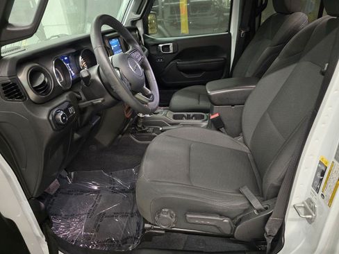 Used 2023 Jeep Wrangler Unlimited Sport AWD/4WD image 16