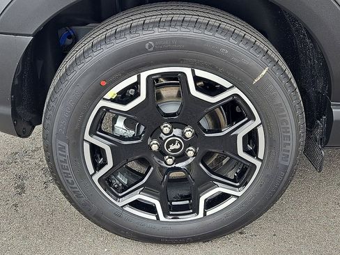 New 2026 Ford Bronco Sport Outer Banks AWD/4WD image 7