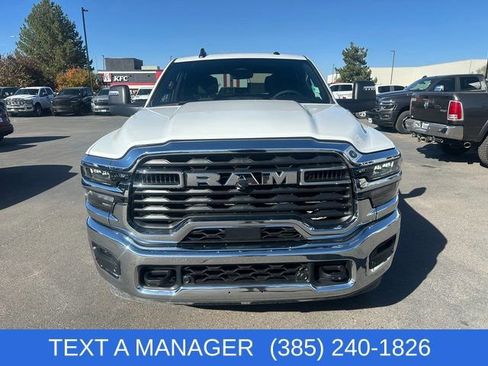 Used 2023 RAM 3500 Big Horn image 9