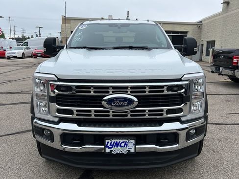 New 2025 Ford F550 XLT w/ XLT Value Package image 8