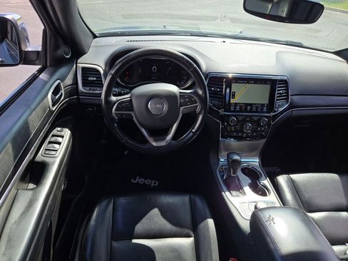 Used 2020 Jeep Grand Cherokee Limited image 17