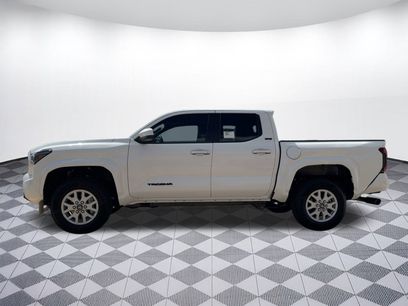 New 2025 Toyota Tacoma SR5