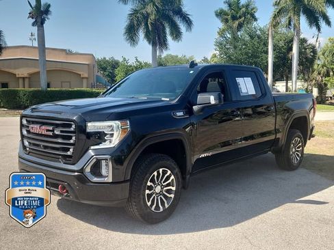 Certified 2021 GMC Sierra 1500 AT4 w/ Technology Package AWD/4WD image 2