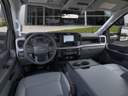 New 2026 Ford F550 2WD Crew Cab image 9