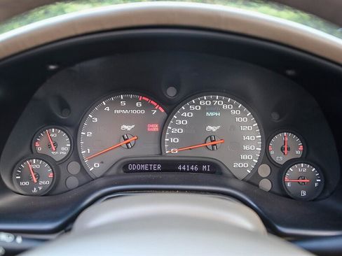 Used 2003 Chevrolet Corvette Convertible w/ Preferred Equipment Group1 image 37