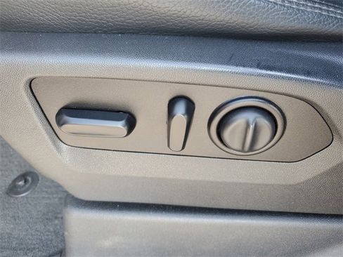 Used 2021 GMC Sierra 1500 Denali w/ Denali Ultimate Package image 11