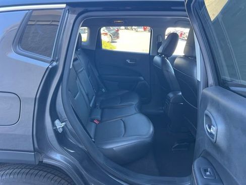 Used 2019 Jeep Compass Limited image 29