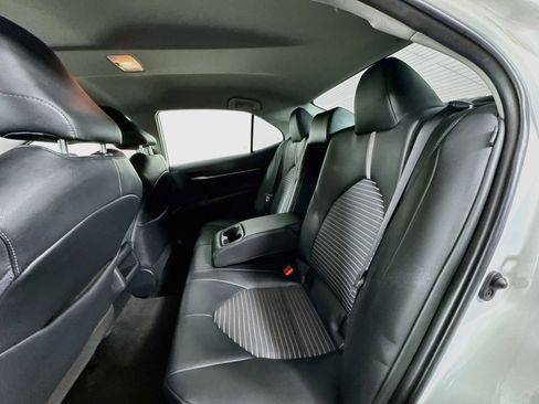 Used 2024 Toyota Camry SE FWD image 19