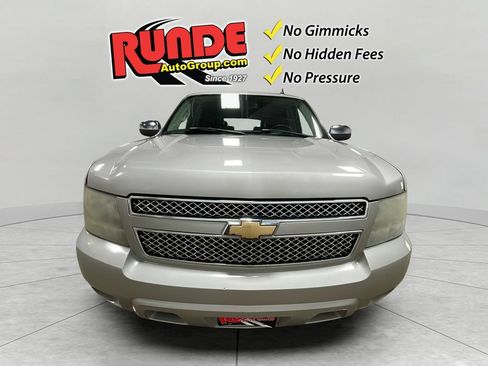 Used 2007 Chevrolet Tahoe LTZ w/ LTZ Preferred Equipment Group AWD/4WD image 9