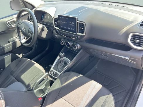 New 2026 Hyundai Venue SEL FWD image 16
