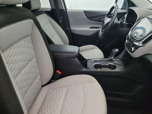Used 2019 Chevrolet Equinox LT w/ Sun & Navigation Package AWD/4WD image 21
