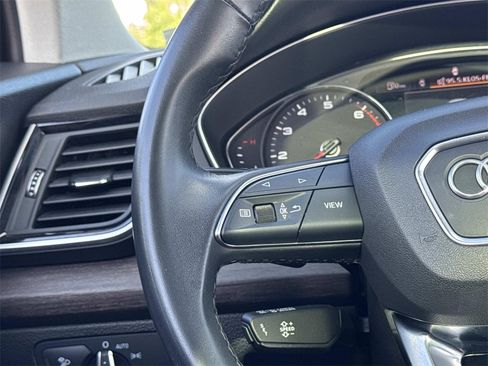 Used 2021 Audi Q5 2.0T Premium w/ Convenience Package image 8