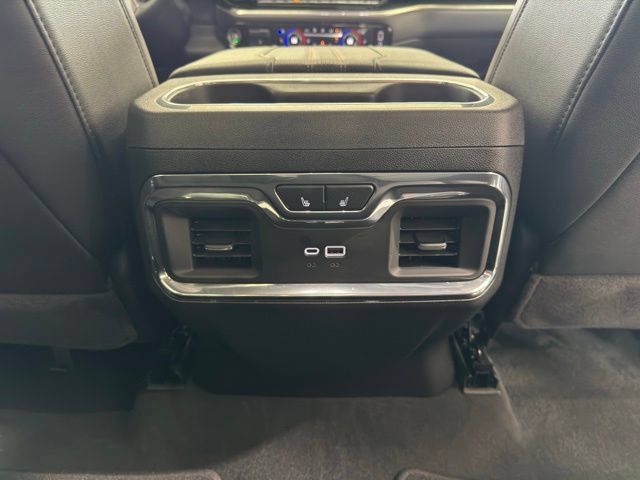 Used 2025 Chevrolet Silverado 1500 High Country w/ Midnight Edition AWD/4WD image 16