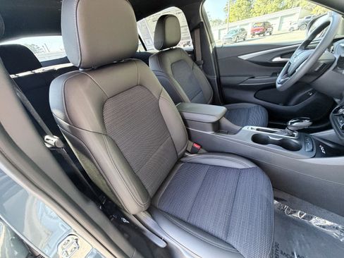 New 2026 Buick Envista Preferred FWD image 18