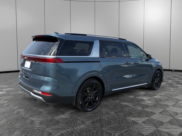 Used 2024 Kia Carnival SX FWD image 5