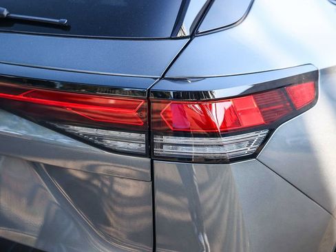 New 2026 Volkswagen Tiguan SE R-Line image 11