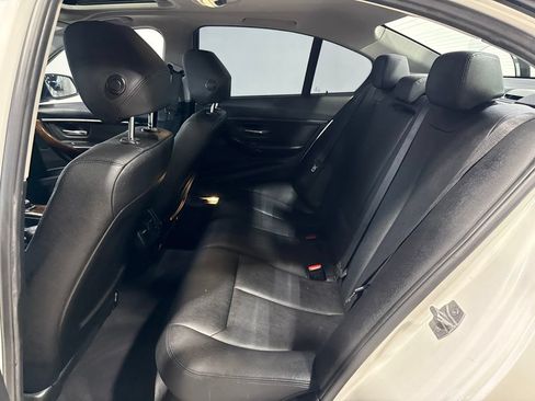 Used 2016 BMW 320i xDrive Sedan AWD/4WD image 29