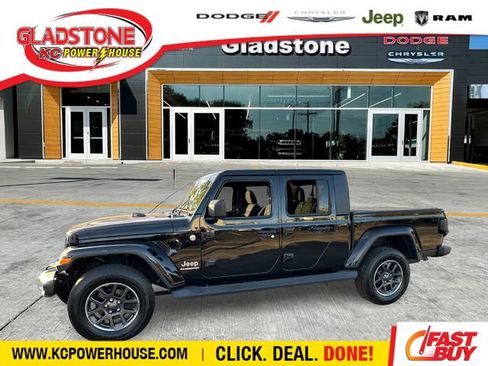 Used 2020 Jeep Gladiator Overland image 1