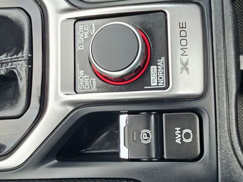 Used 2021 Subaru Forester Touring AWD/4WD image 28