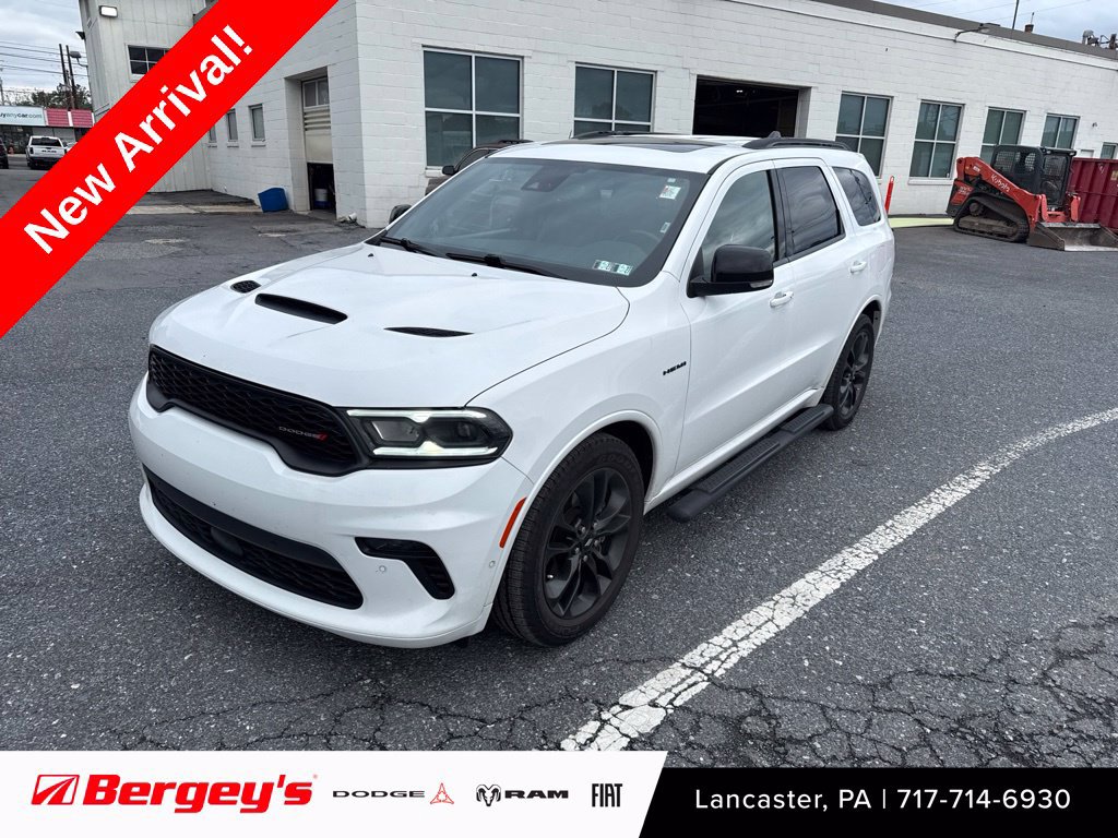 Used 2023 Dodge Durango R/T w/ Blacktop Package AWD/4WD image 1