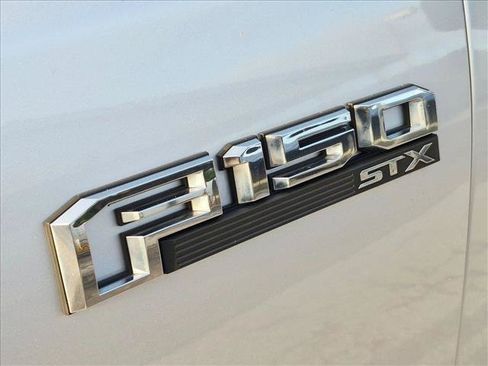 Used 2019 Ford F150 XL w/ Equipment Group 101A Mid AWD/4WD image 16