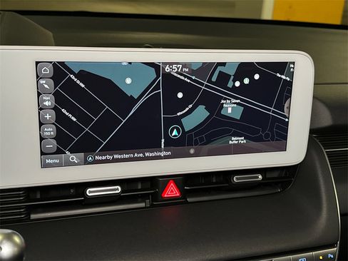 Used 2023 Hyundai Ioniq 5 Limited image 34