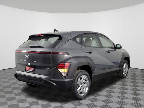 New 2026 Hyundai Kona SE image 3