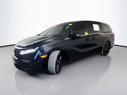 Used 2024 Honda Odyssey Sport image 4