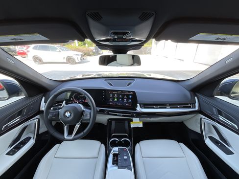 New 2026 BMW X1 xDrive28i w/ Convenience Package AWD/4WD image 12