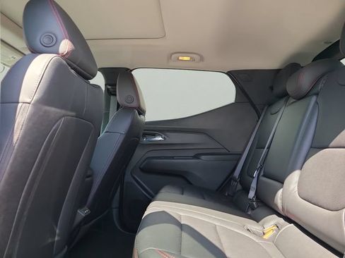 New 2027 Chevrolet Bolt RS w/ Super Cruise Package FWD image 11