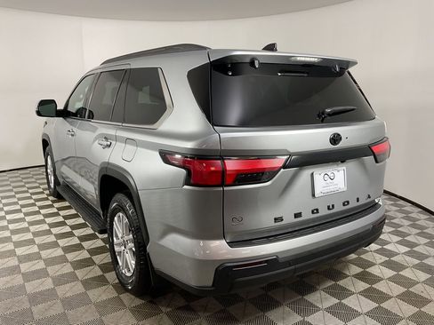 Certified 2023 Toyota Sequoia SR5 image 7