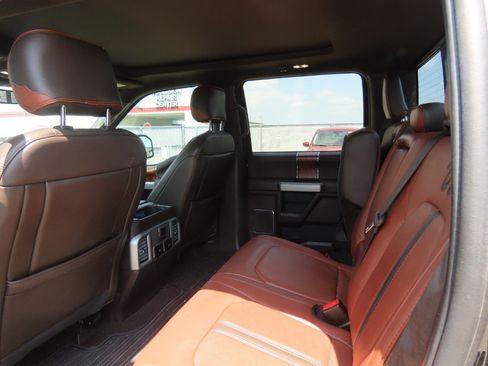 Used 2019 Ford F150 King Ranch w/ Equipment Group 601A Luxury AWD/4WD image 19