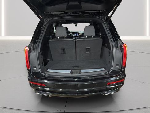 Used 2022 Cadillac XT6 Sport w/ Platinum Package AWD/4WD image 22
