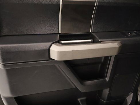 Used 2019 Ford F150 Raptor image 16