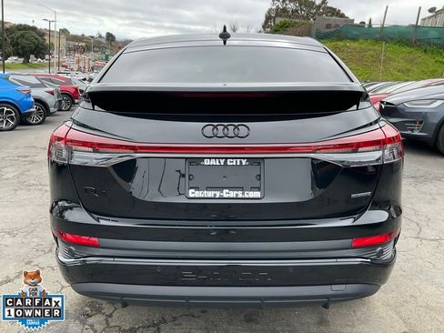 Used 2023 Audi Q4 e-tron Prestige image 5