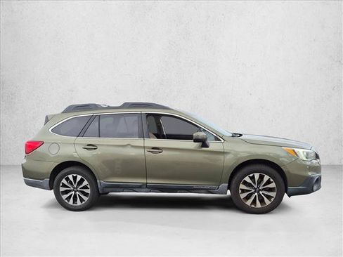 Used 2015 Subaru Outback 2.5i Limited AWD/4WD image 5