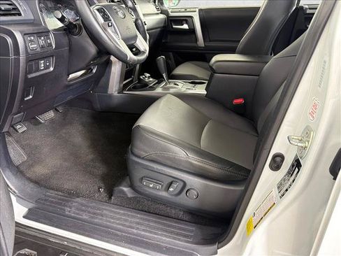 Used 2024 Toyota 4Runner SR5 Premium AWD/4WD image 10