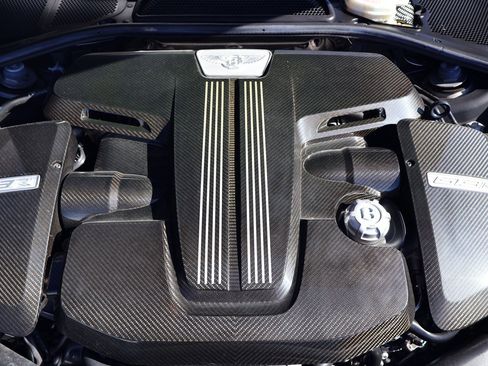 Used 2015 Bentley Continental GT3-R image 22