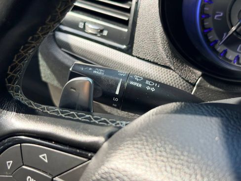 Used 2015 Chrysler 300 S RWD image 39