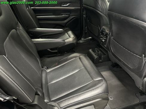 Used 2023 Jeep Grand Cherokee L Limited w/ Luxury Tech Group II AWD/4WD image 10